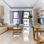 De Lux Central D1 Next Hyatt, Opera House, Ben Thanh, Pool,Gym